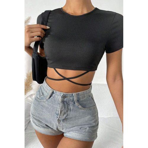 Kadın Siyah Modern Fit Yarım Kol Çapraz Bağlamalı Crop Top Bluz