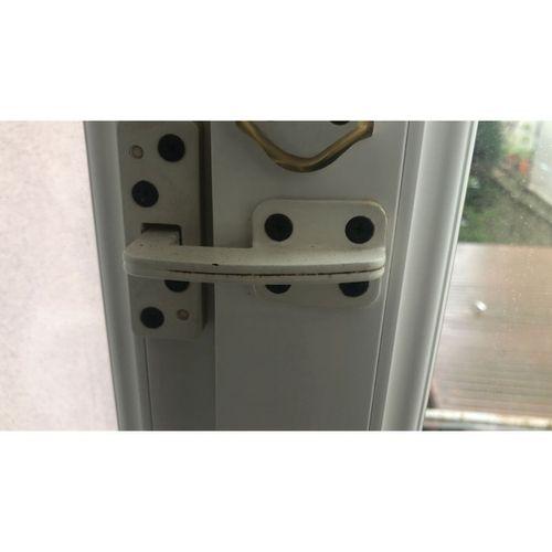 Lüks Emniyet Kancası Gri