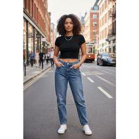Kadın Siyah Modern Fit Yuvarlak Yaka Yarım Kol Crop Top Bluz