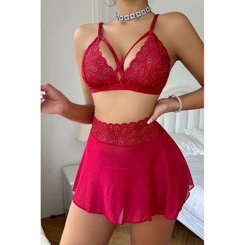 Kadın Kırmızı Göğsü Ve Beli Dantel Detaylı Etekli Takım