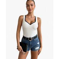 Kadın Beyaz Kalp Yaka Siyah Biyeli Kaşkorse Bluz Atlet