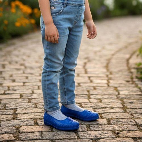 Fiyra Makosen Lacivert Plastik Naylon Kız Çocuk Ayakkabı