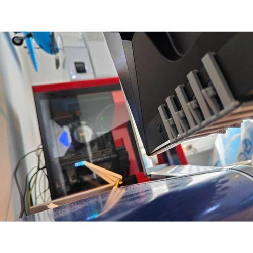 Iiyama Monitör Ön Tuş Klipsi (Bu ürün Sadece Plastik parçadır - Almadan Önce Soru Sorabilirsiniz)