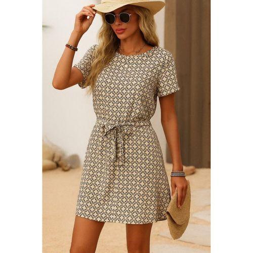 Kadın Kısa Kollu Yuvarlak Yaka Beli Kuşaklı Geometrik Desenli Süprem Elbise