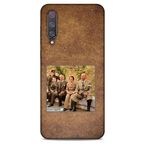 Xiaomi Mi 9 Kılıf Atatürk (25) Antişok Kapak Kahve Kumlar