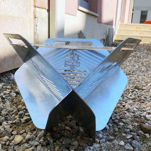 Kamp Ayısı® CampyTri Grill Max™: Katlanabilir Izgara Mangal - 2mm Galvaniz Çelik, Taşıma Çantalı Özel Tasarım