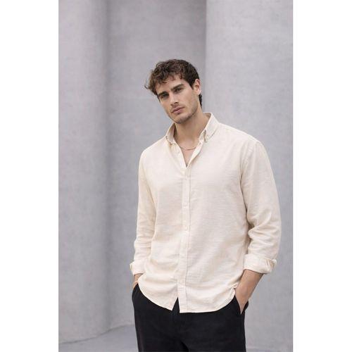 Scott – Soft Dokulu Yarım Oversize Modern Keten Görünümlü Erkek Gömlek - Bej