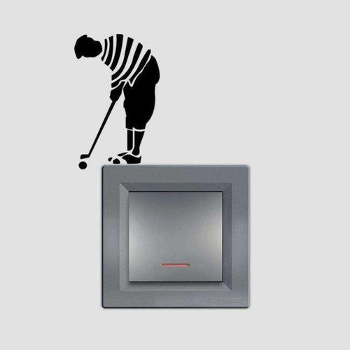 Golf Oynayan Adam Tasviri İnce Kesim Tasarım Priz Sticker Duvar Dekorasyon Çıkartma
