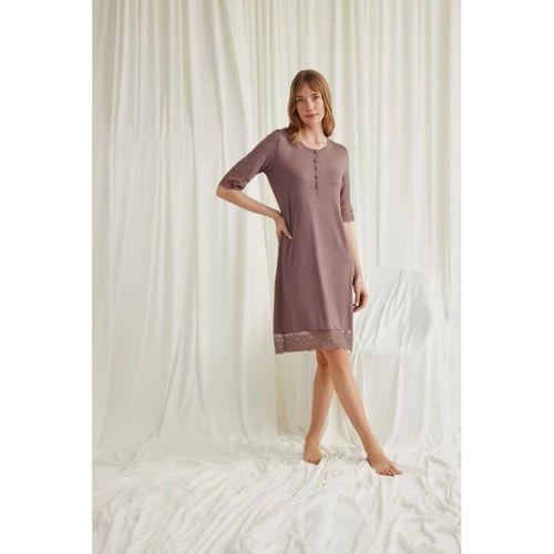 Dantel Detaylı Kısa Kollu Ve Önü Düğmeli Gecelik