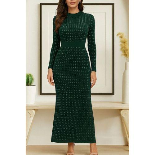 Kadın Uzun Kollu Bisiklet Yaka Taşlı Midi Kadife Elbise