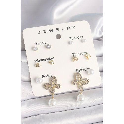 Pirinç Gold Renk Sallantı Zirkon Taşlı Kelebek Figür İnci Detay 7'Li Kadın Küpe Seti