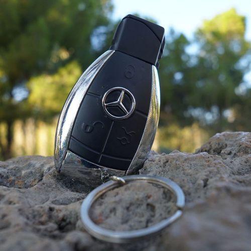 Mercedes Anahtar Rüzgar Çakmağı