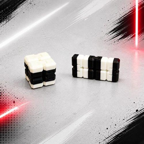 Sonsuzluk Küpü (Infinity Cube) Düz Siyah Beyaz Stres Oyuncağı