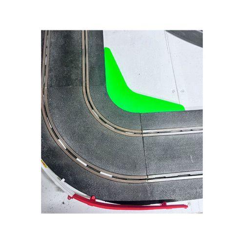 Scalextric 90 Derece İç Sınır (Bu ürün Sadece Plastik parçadır - Almadan Önce Soru Sorabilirsiniz)