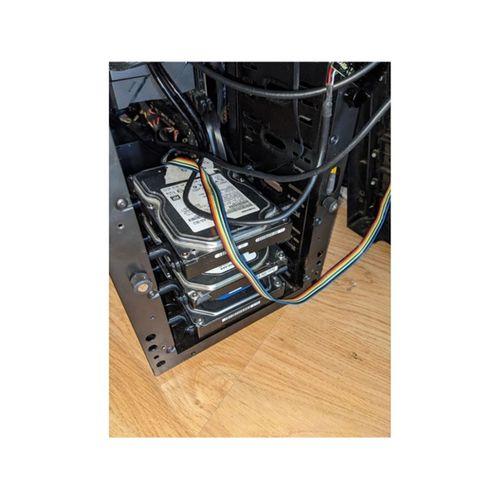 5.25” – 3.5” Adaptör (Bu ürün Sadece Plastik parçadır - Almadan Önce Soru Sorabilirsiniz)