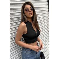 Kadın Siyah Yarım Fermuarlı Sıfır Kol Crop Top Bluz