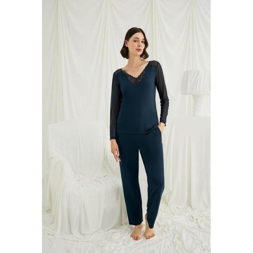Sırt Dekolteli Uzun Kollu Tüllü Ve Dantelli Pijama Takımı