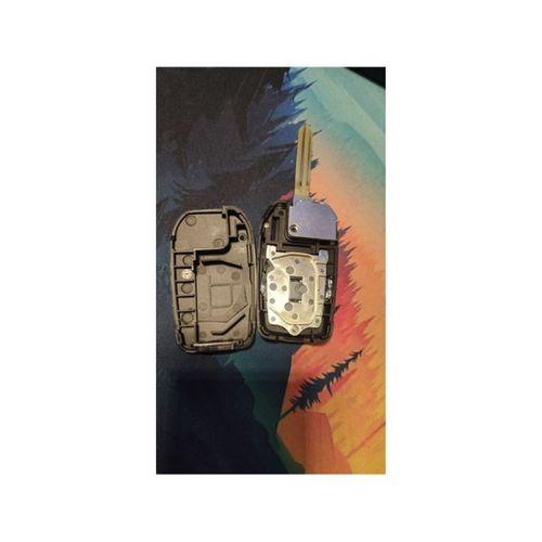 TOYOTA ANAHTAR (Bu ürün Sadece Plastik parçadır - Almadan Önce Soru Sorabilirsiniz)