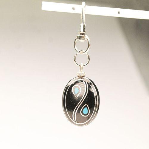 Damla Tasarım Mine İşlemeli Oltu Taşı Anahtarlık