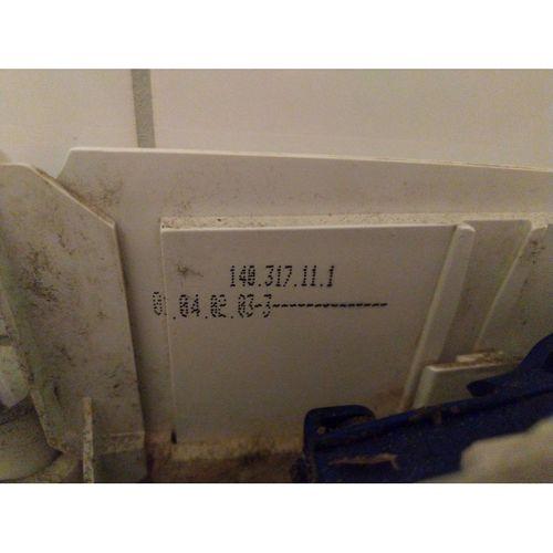 Geberit Bodemventiel Küçük Flush Fix Tuvalet Rezervuarı - 3713562
