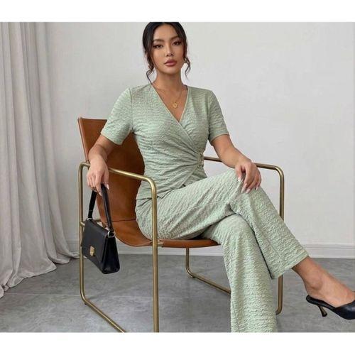 Kadın Toka Detaylı Kruvaze Takım