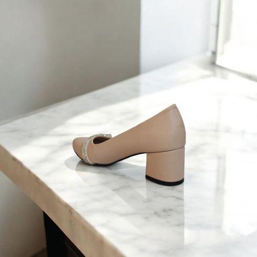 Fiyra 7034 Bej Taşlı 5 cm Kalın Kare Bayan Topuklu Ayakkabı