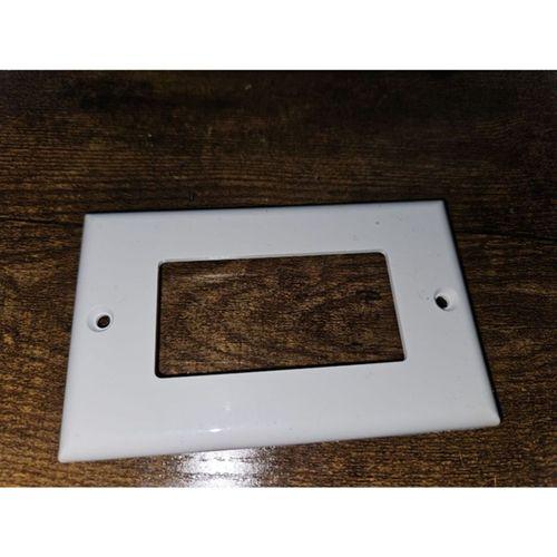 Esnek Açılış Kablo Duvar Plakası (Bu ürün Sadece Plastik parçadır - Almadan Önce Soru Sorabilirsiniz)