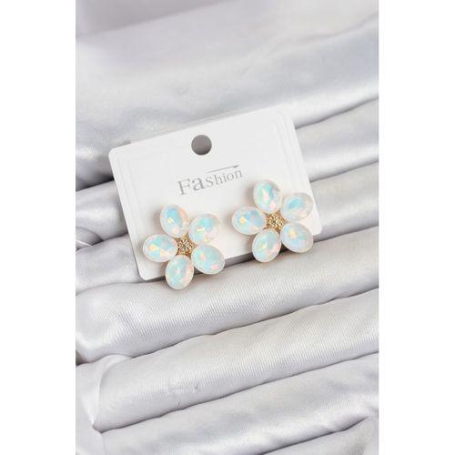 Beyaz Renk Kristal Taşlı Çiçek Model Kadın Küpe