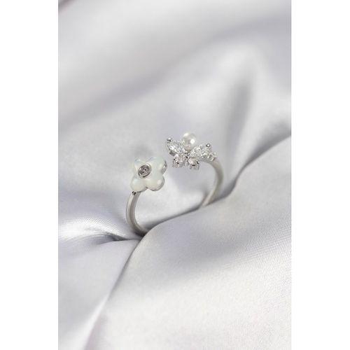 Gümüş Renk Sedefli Çiçek Model Kadın Yüzük