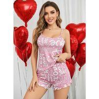 Kadın Pembe Love Yazı Desenli Şortlu Pijama Takımı Rahat Şık 2’li Set