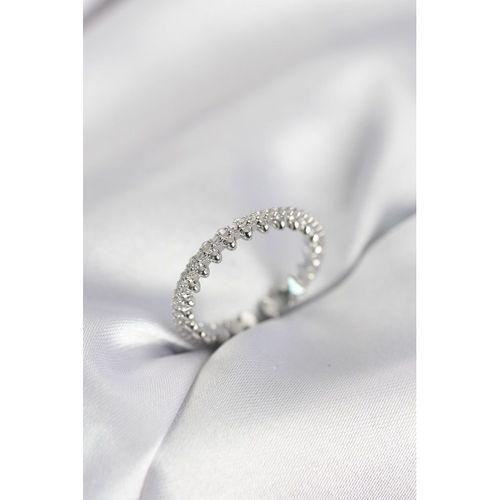 Gümüş Renk Sıralı Zirkon Taşlı Model Kadın Yüzük