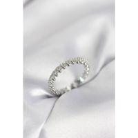 Gümüş Renk Sıralı Zirkon Taşlı Model Kadın Yüzük