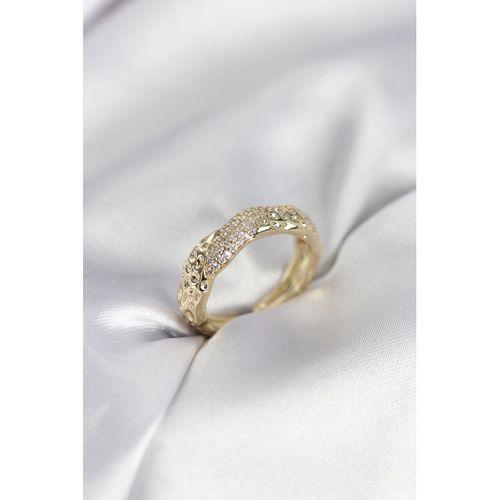 Zirkon Taşlı Puntalı Gold Renk Kadın Yüzük