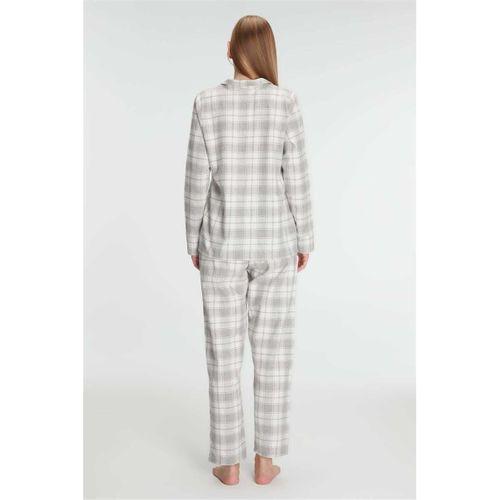 Kadın Kare Desenli Pamuklu Gömlek Pijama Takımı – Rahat, Şık Ve Zasız Ev Konforu