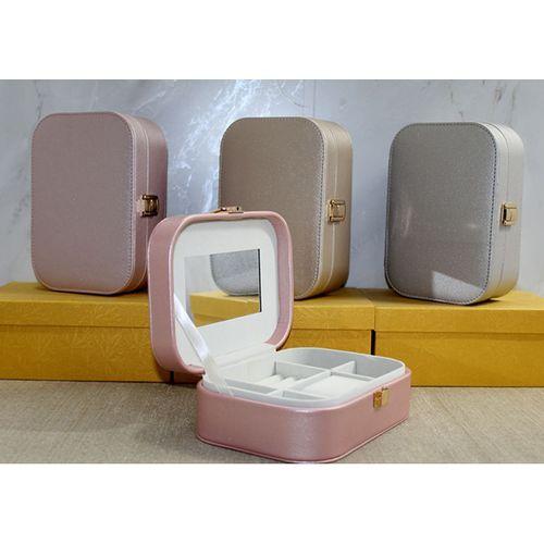 Deri Kaplamalı Makyaj Ve Takı Kutusu