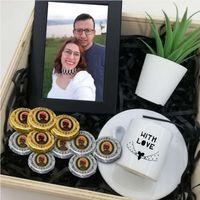 Kişiye Özel Fotoğraflı Çerçeve ve With Love Temalı Hediye Kutusu