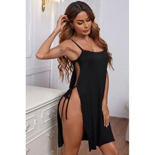Kadın Siyah Cut Out Detaylı Yırtmaçlı Sexy Gecelik