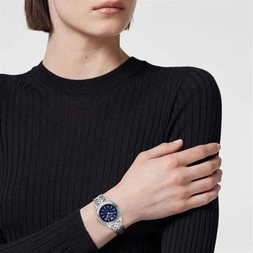 Versace VRSCVE9CA0124 Kadın Kol Saati VE9CA0124