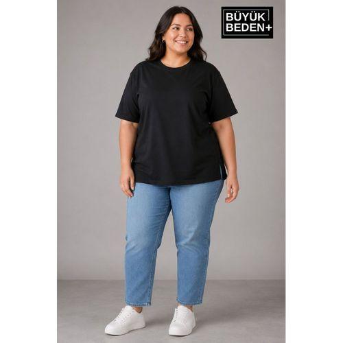 Süperlife Büyük Beden Kadın Bisiklet Yaka Yırtmaç Detaylı 3XL-6XL Tunik Tişört SPR26BTSK501