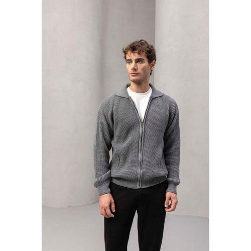 Coppola Fermuarlı Polo Yaka Triko Hırka Füme - Wenders Bisiklet Yaka Sweatshirt Beyaz - Bezayağı Kumaş Pantolon Siyah