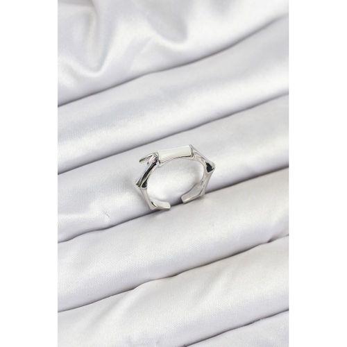 Pirinç Gümüş Renk Kemik Model Kadın Yüzük