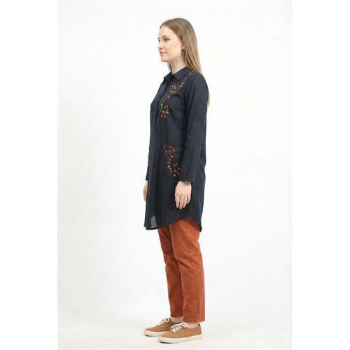 Uzun Kol Sevim Düğmeli Klasik Yaka Çift Cepli Şile Bezi Nakışlı Tunik Siyah Syh