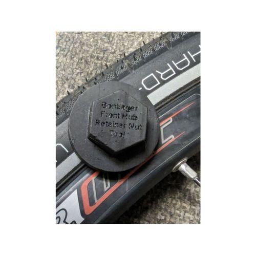- Bontrager Ön Hub 4 Slot Tutucu Somun Aracı (Bu ürün Sadece Plastik parçadır - Almadan Önce Soru Sorabilirsiniz)