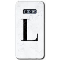 Potkal Hediye Fabrikası Samsung Galaxy S10e Kılıf HD Desen Baskılı Arka Kapak - Beyaz Mermer Desenli L Harfi