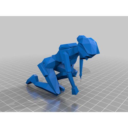 - Lara Croft Düşük Poligon Tomb Raider 2 Sola (Bu ürün Sadece Plastik parçadır - Almadan Önce Soru Sorabilirsiniz)