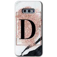 Potkal Hediye Fabrikası Samsung Galaxy S10e Kılıf HD Desen Baskılı Arka Kapak - Pembe Mermer Desenli D Harfi