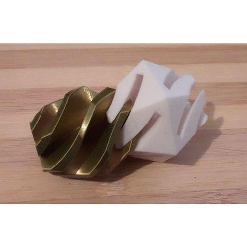 Fidget Spiral Tetradecahedron (Bu ürün Sadece Plastik parçadır - Almadan Önce Soru Sorabilirsiniz)