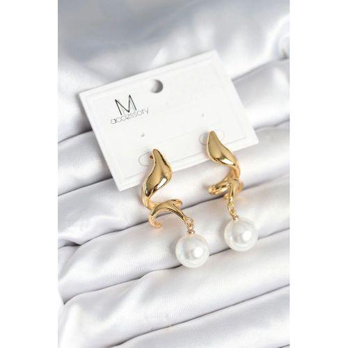 inci Detaylı Sarmal Model Gold Renk Pirinç Kadın Küpe