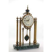 Masaüstü Sarkaçlı Saat