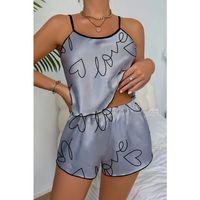 Love Baskılı Gri Saten Şortlu Gecelik Takım